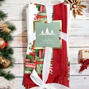 8 Domain Cloth Christmas Napkins Set White Red Stacked Gifts 18"x18"